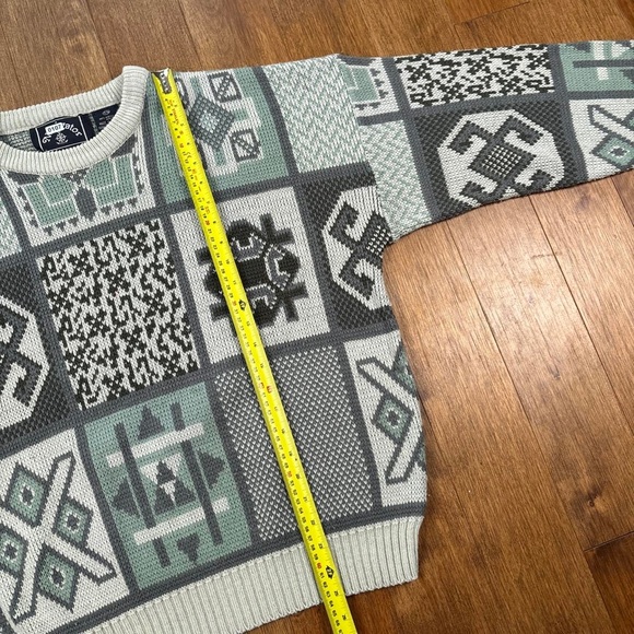 Men’s Vintage 90s retro pattern knit sweater - Picture 5 of 5